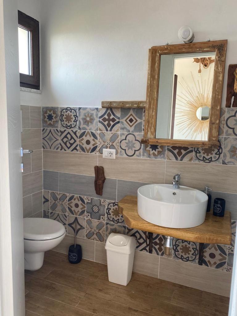 Steddueoro Bed & Breakfast Baunei Oda fotoğraf
